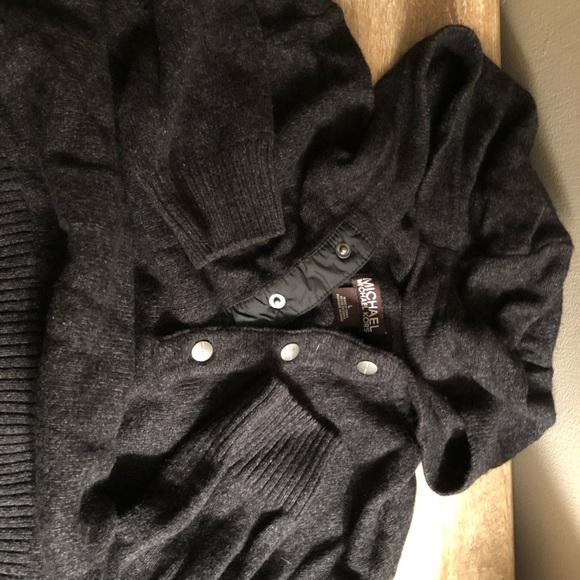 Michael By Michael Kora soft wool sweater 1/4 open - Picture 2 of 4